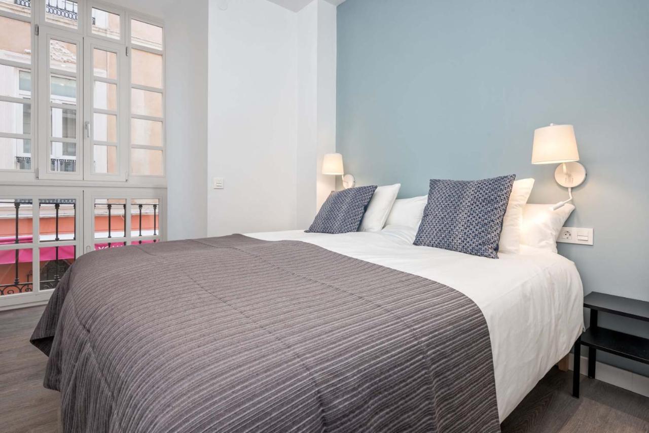 Merced Suites In Malaga By Solaga Holiday Homes Eksteriør bilde