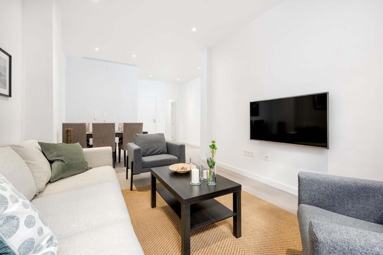 Merced Suites In Malaga By Solaga Holiday Homes Eksteriør bilde