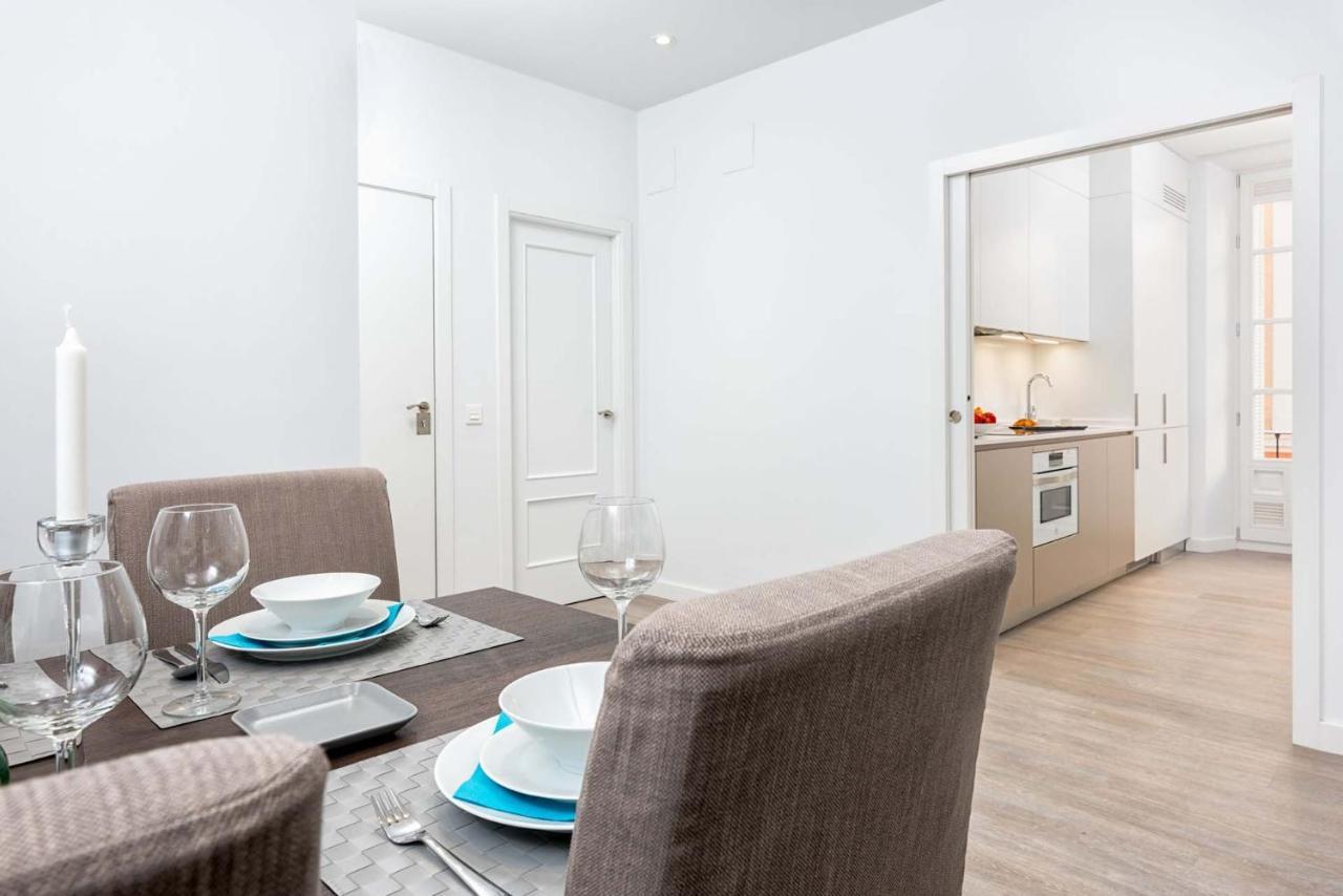 Merced Suites In Malaga By Solaga Holiday Homes Eksteriør bilde