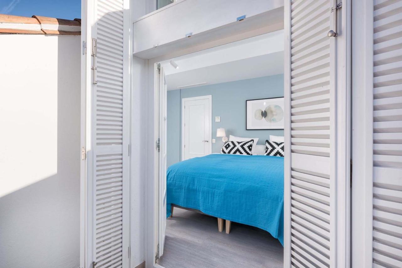 Merced Suites In Malaga By Solaga Holiday Homes Eksteriør bilde