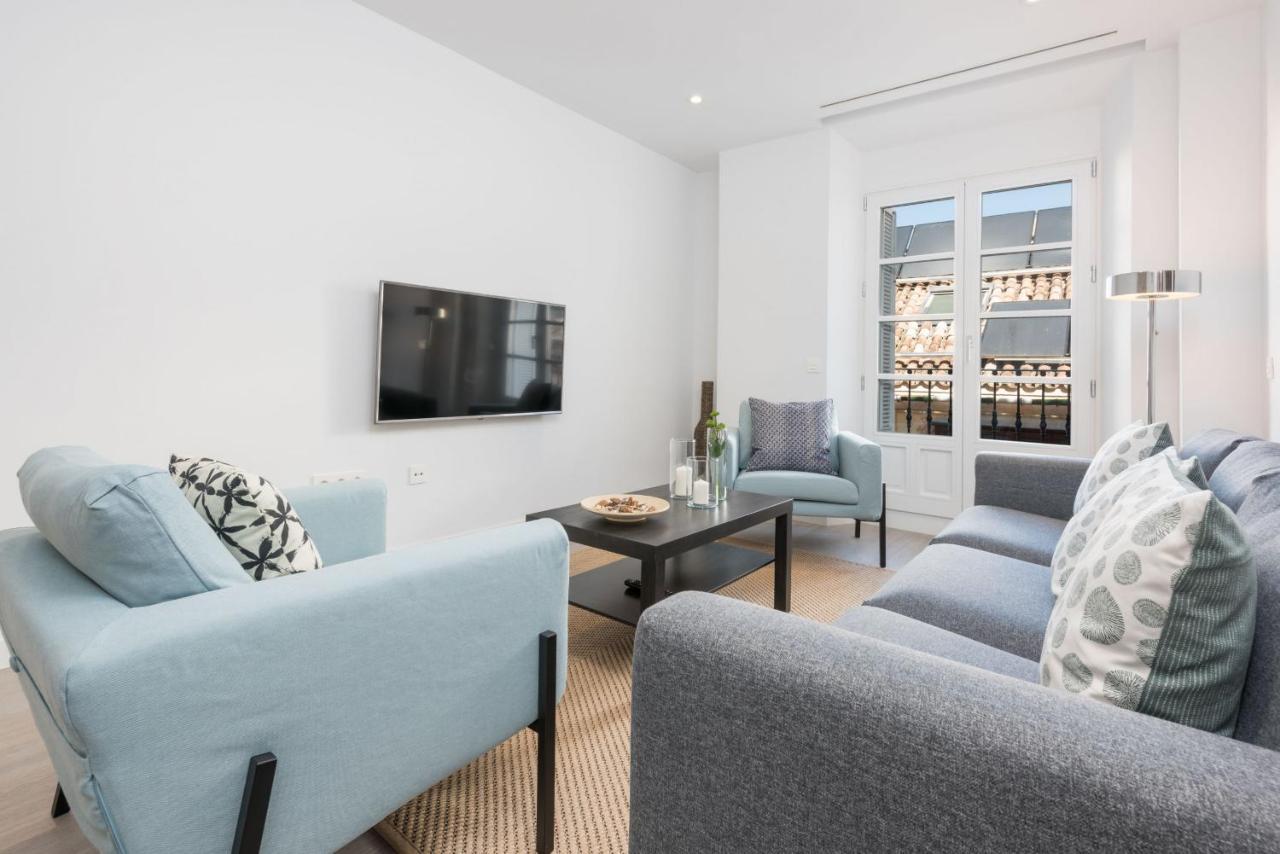 Merced Suites In Malaga By Solaga Holiday Homes Eksteriør bilde