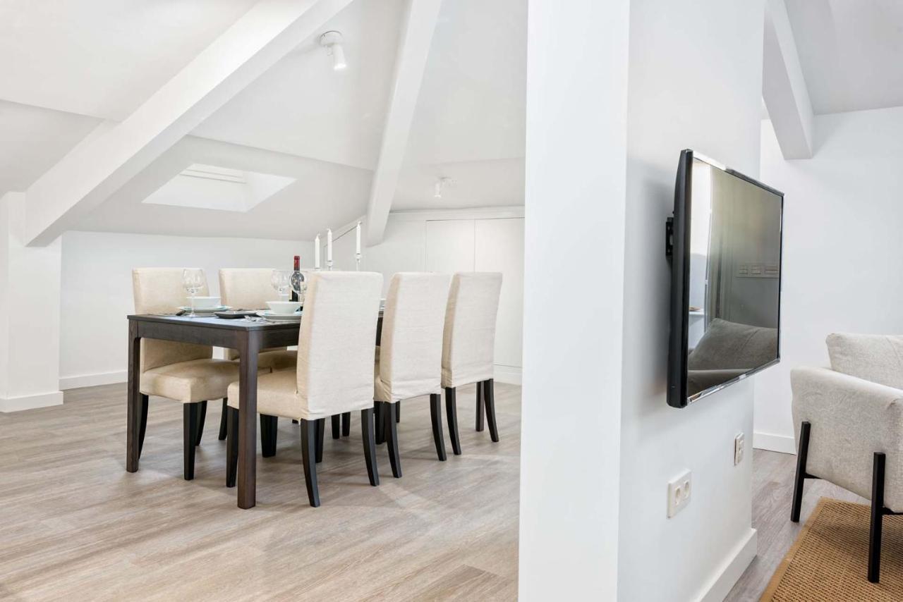 Merced Suites In Malaga By Solaga Holiday Homes Eksteriør bilde