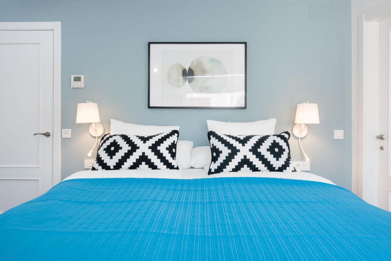 Merced Suites In Malaga By Solaga Holiday Homes Eksteriør bilde