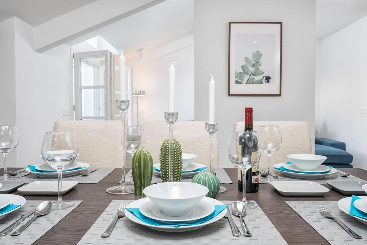 Merced Suites In Malaga By Solaga Holiday Homes Eksteriør bilde