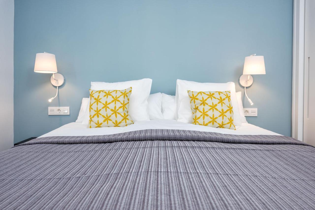 Merced Suites In Malaga By Solaga Holiday Homes Eksteriør bilde